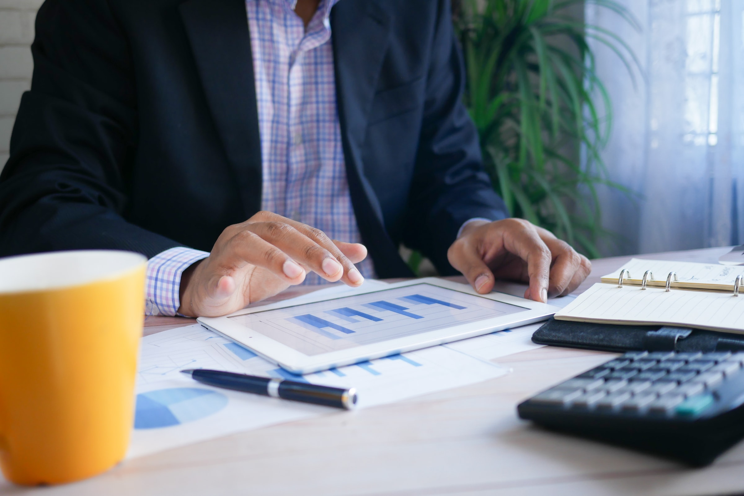 The top KPIs for service-based businesses: The metrics you should be monitoring 7 The top metrics and KPIs that businesses with a service-based model should to be tracking
