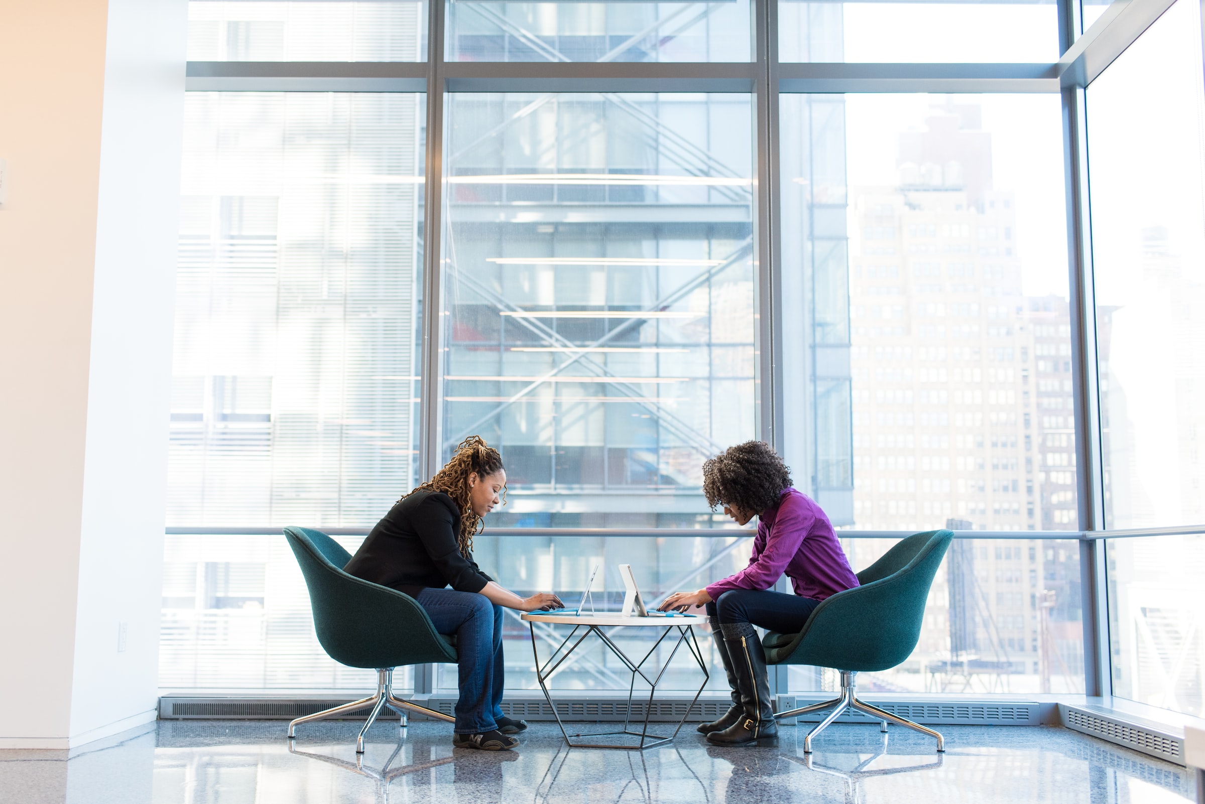 There are many benefits to promoting workplace ethics in your business